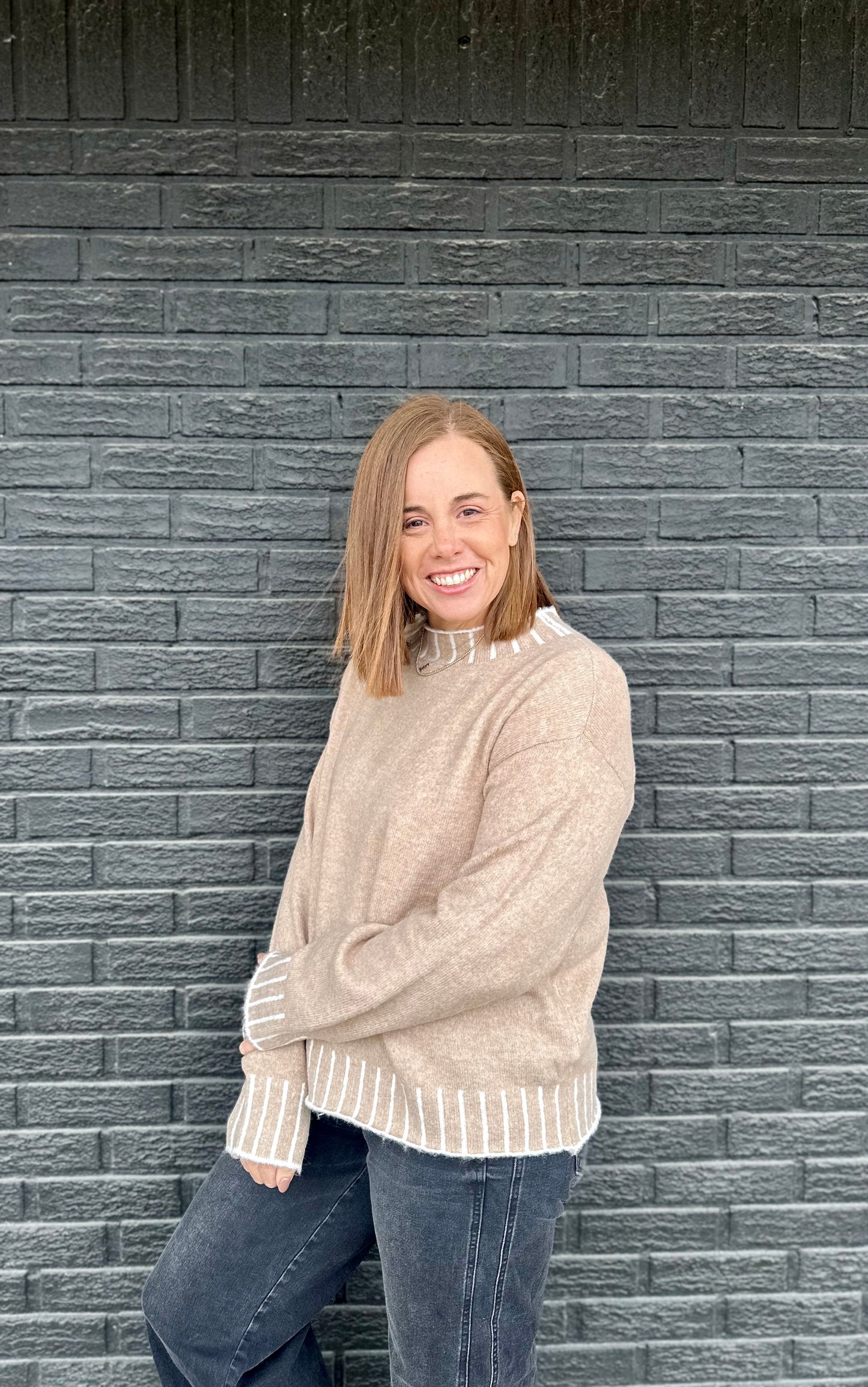 MOCK NECK BLANKET STITCH