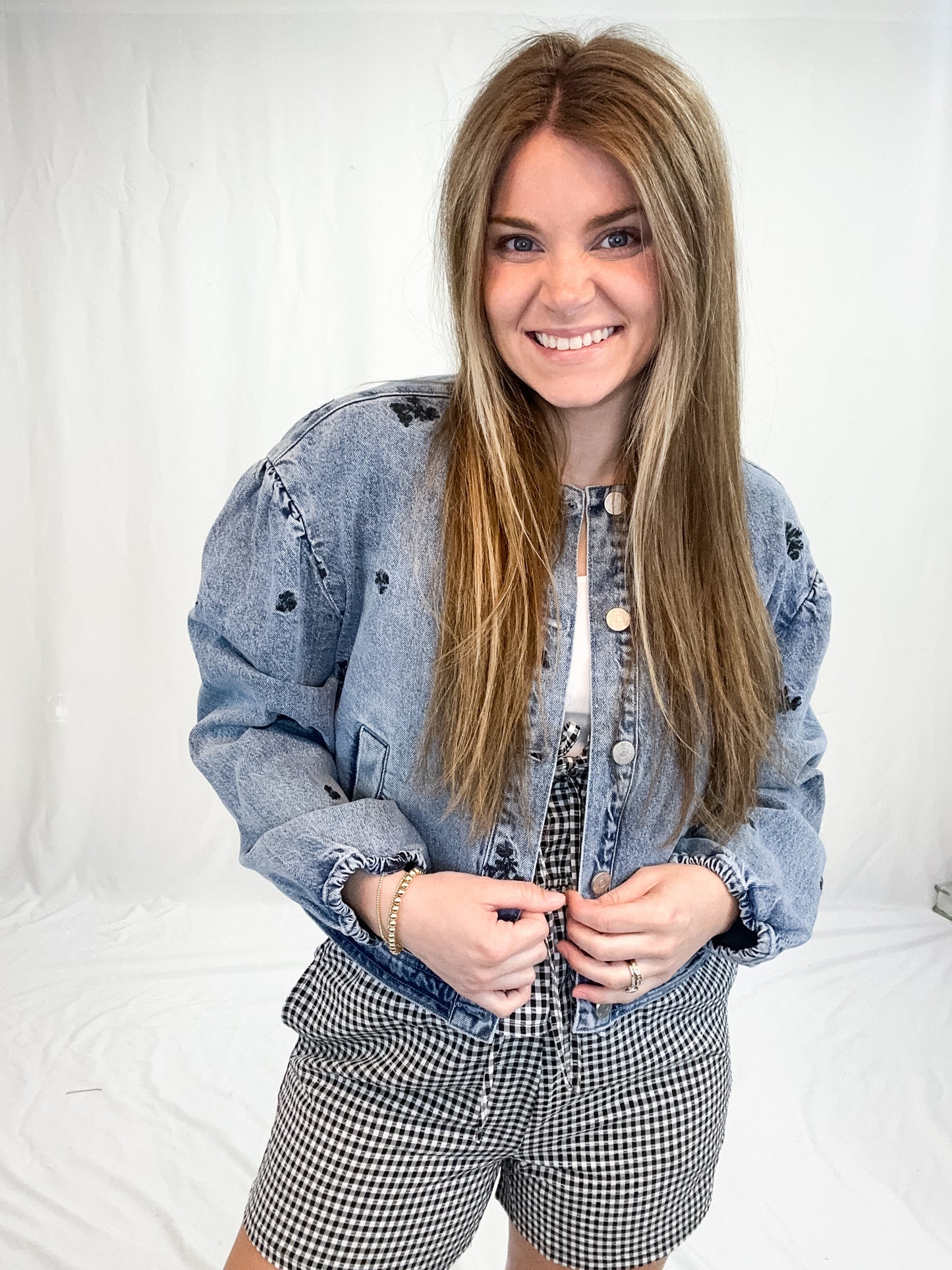 COLLARLESS EMBROIDERY JACKET