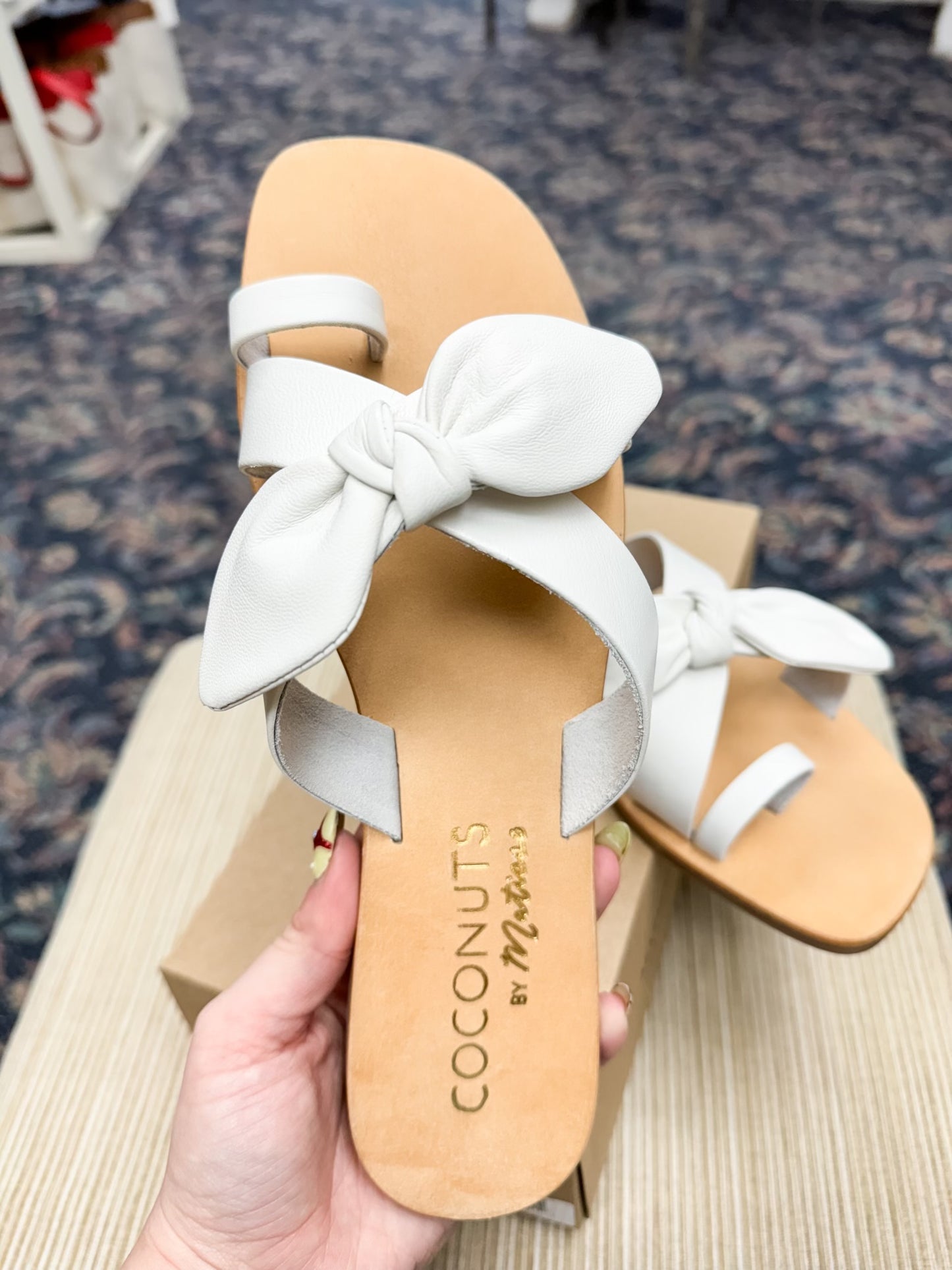 COCONUTS BY MATISSE SANDAL