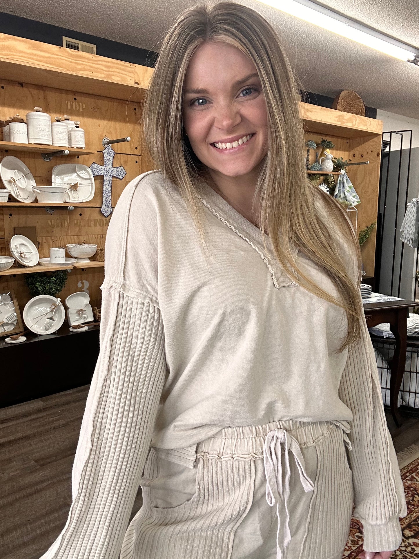 RIBBED TERRY SWEATSHIRT