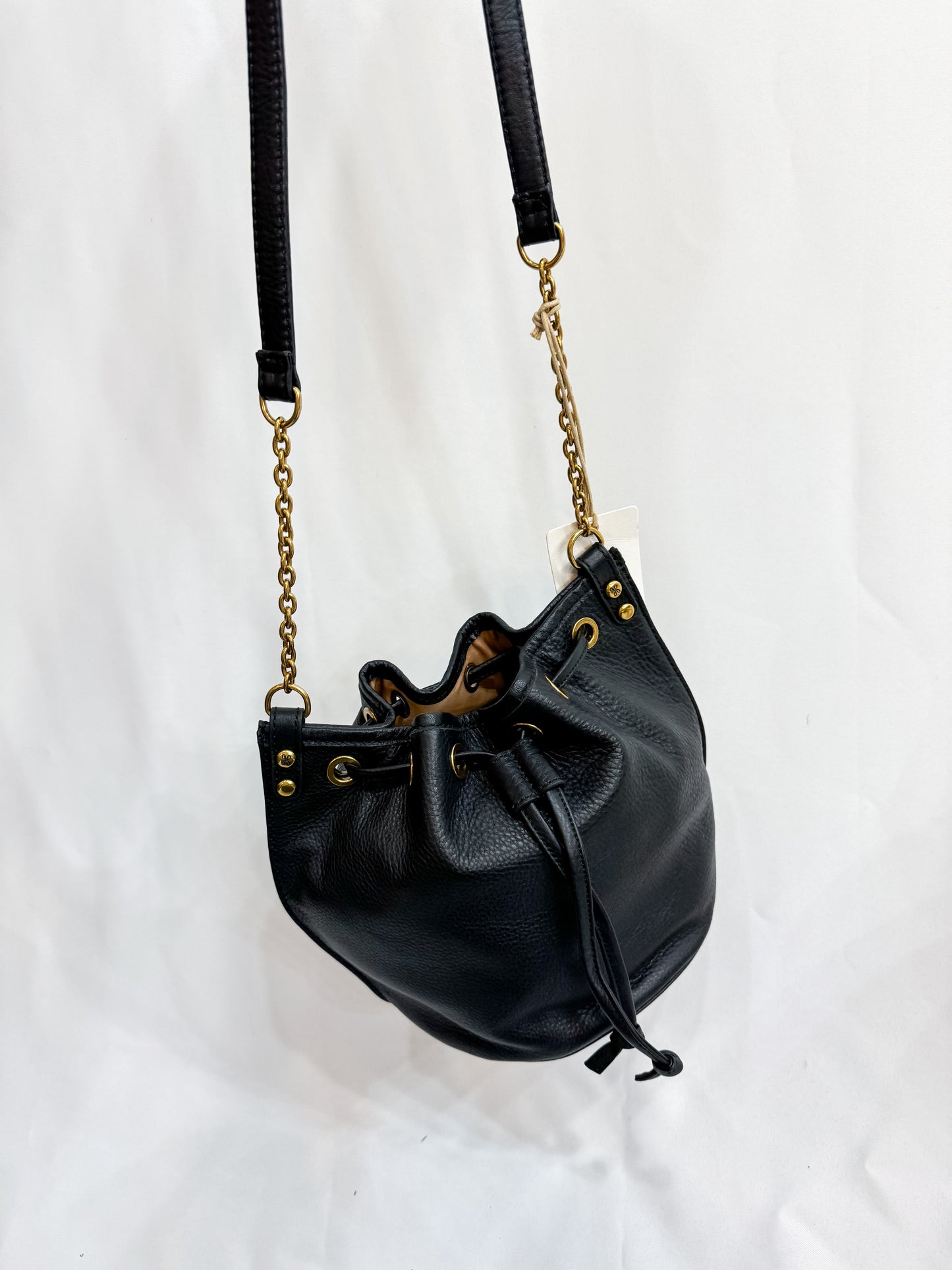 PIER BUCKET CROSSBODY