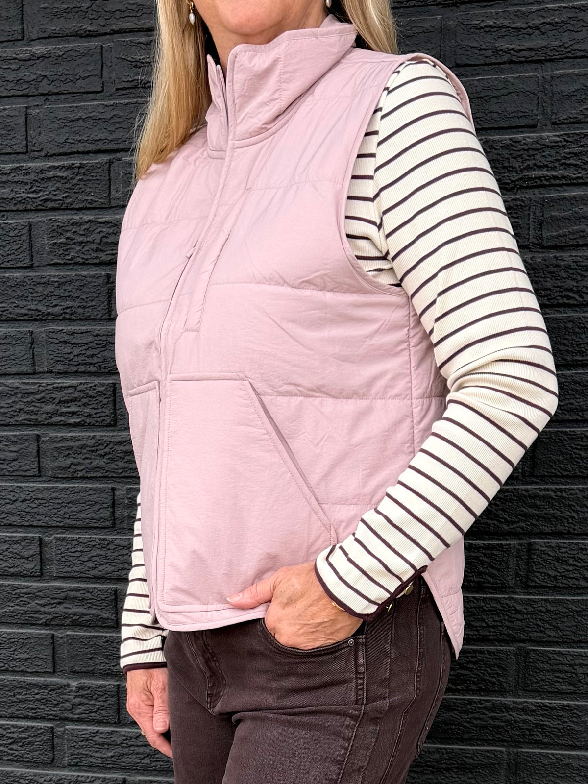 PACKABLE PUFFER VEST