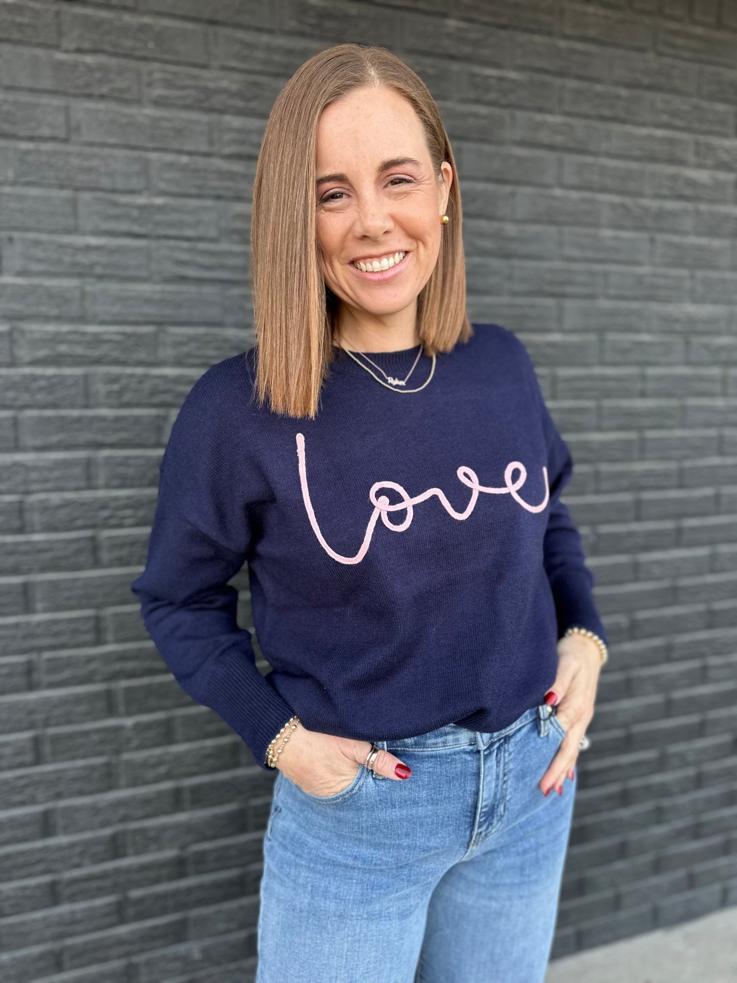 LONG SLEEVE CREW NECK SWEATER