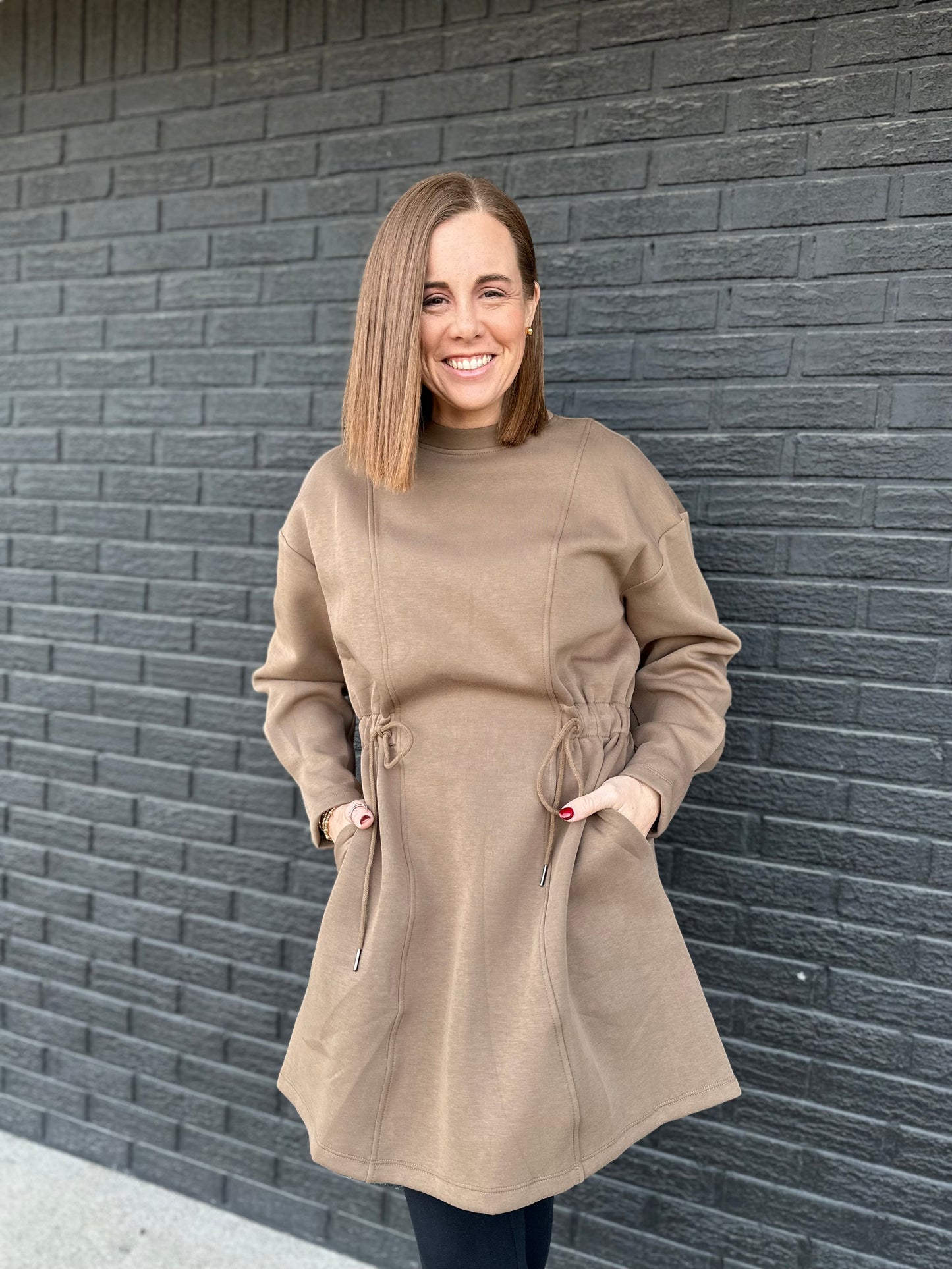 LONG SLEEVE PLEAT DETAIL DRESS