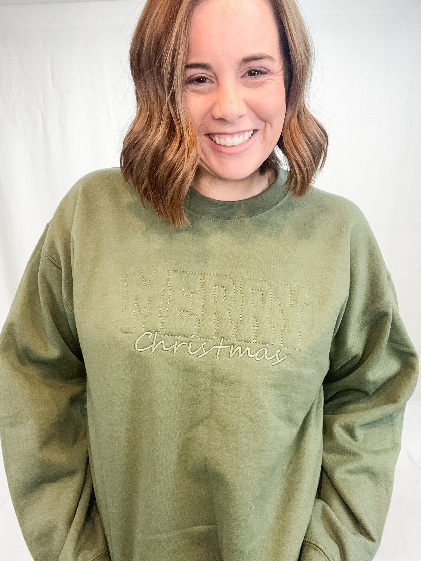 HOLIDAY EMBROIDERED SWEATSHIRT