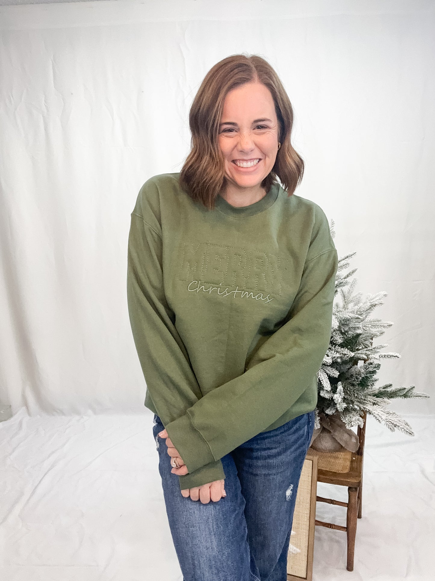 HOLIDAY EMBROIDERED SWEATSHIRT