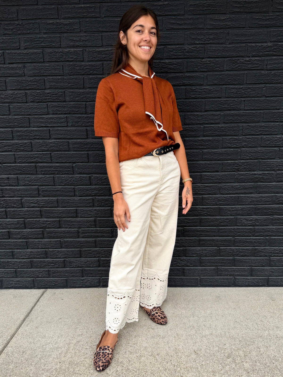 EMB BOTTOM HEM PANTS
