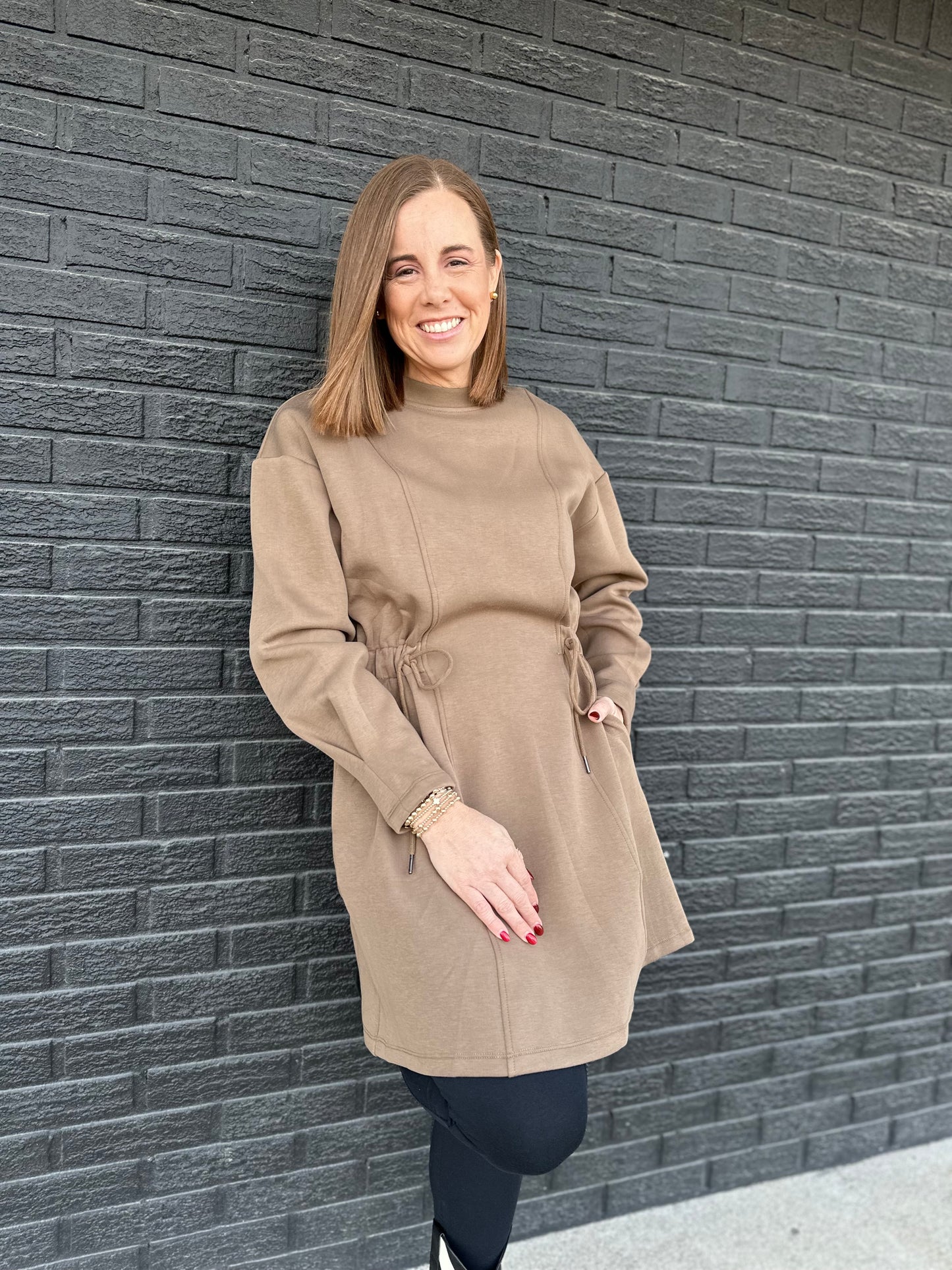 LONG SLEEVE PLEAT DETAIL DRESS